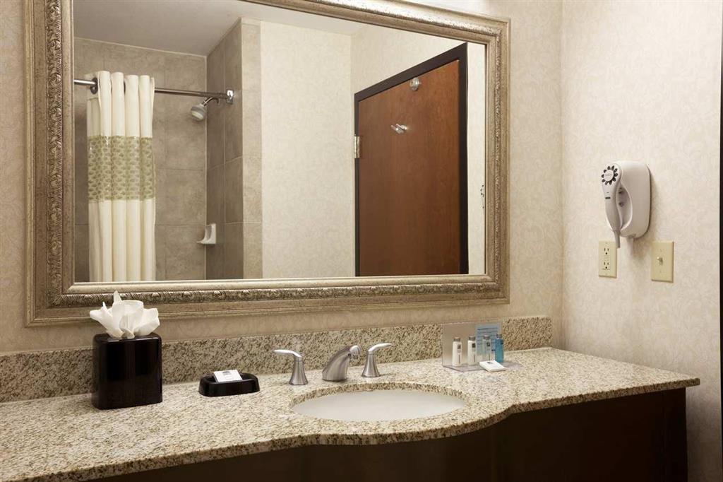Hampton Inn & Suites Houston-Westchase Quarto foto