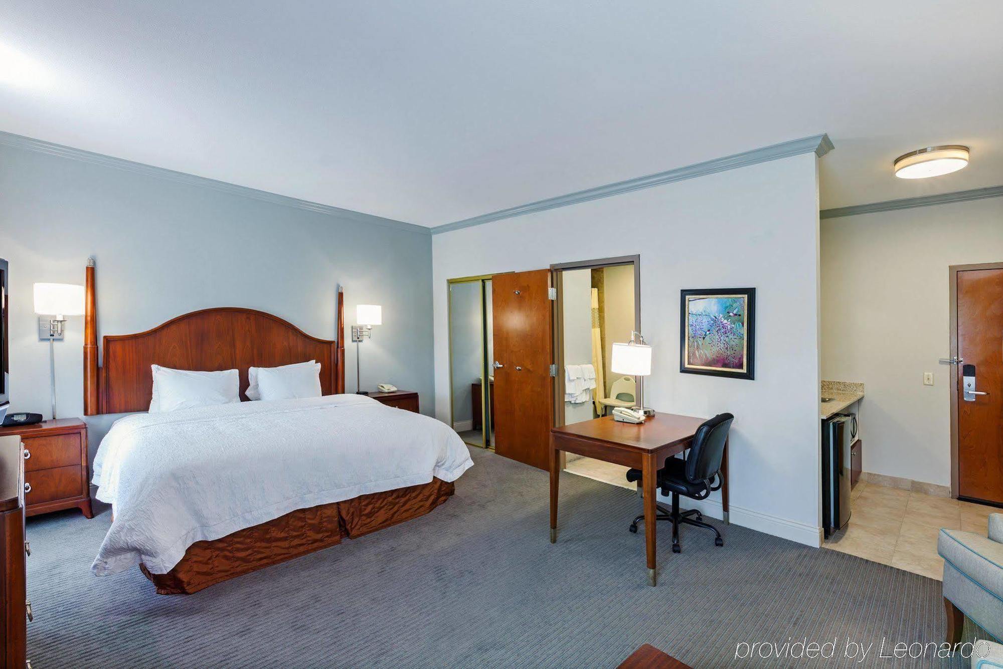 Hampton Inn & Suites Houston-Westchase Exterior foto