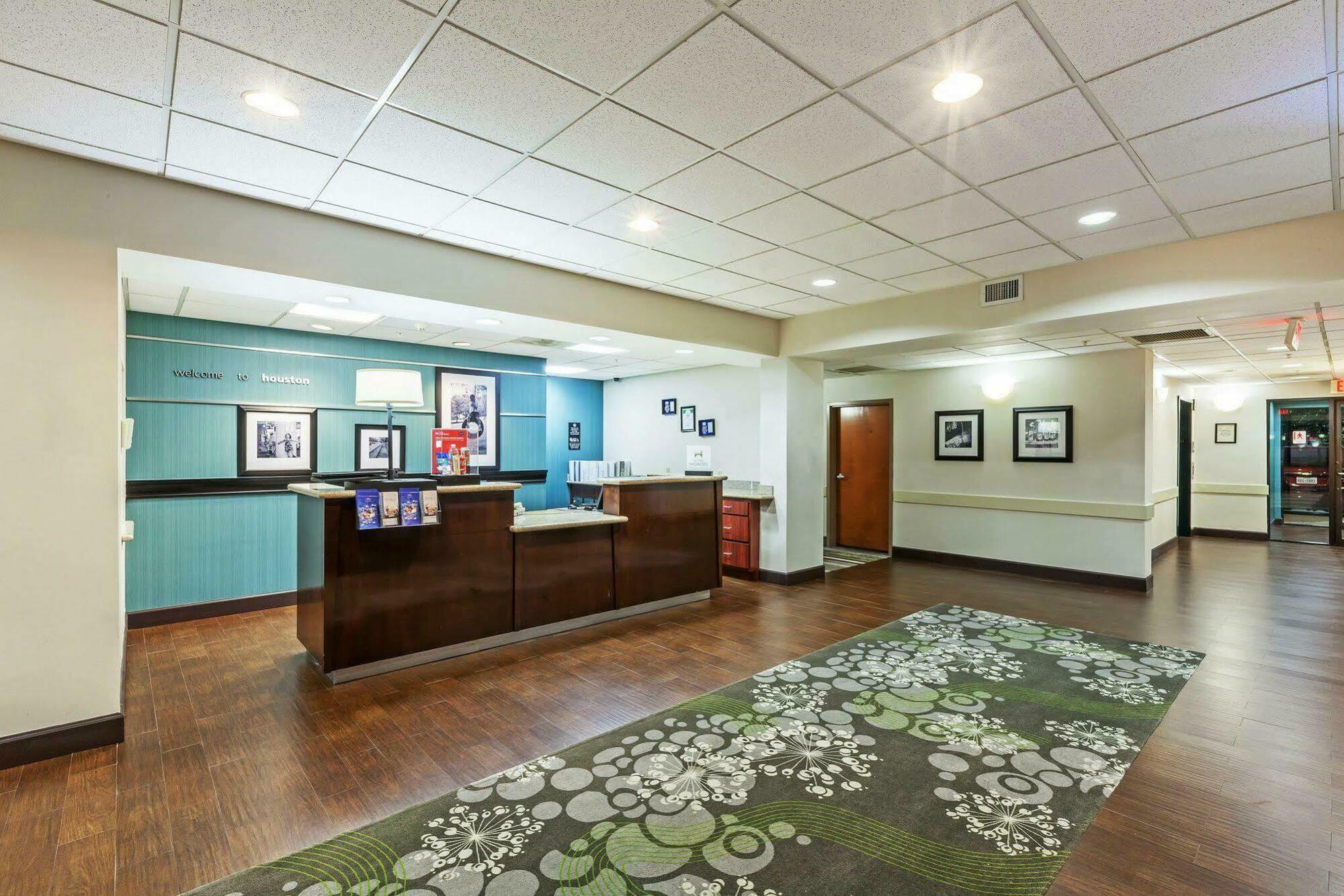 Hampton Inn & Suites Houston-Westchase Exterior foto